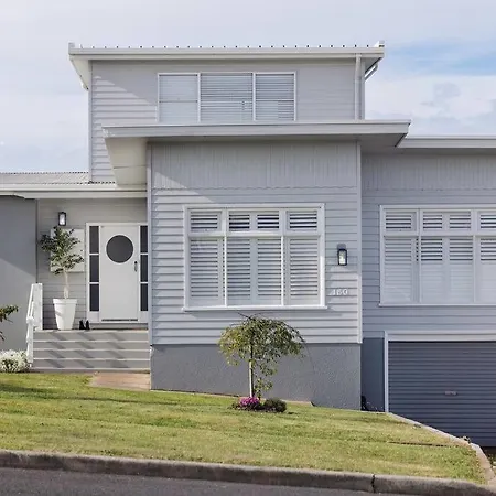 Elegant Home With Coastal Views Devonport Exterior photo