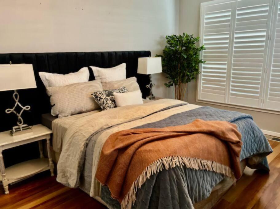 Holiday home Elegant With Coastal Views *