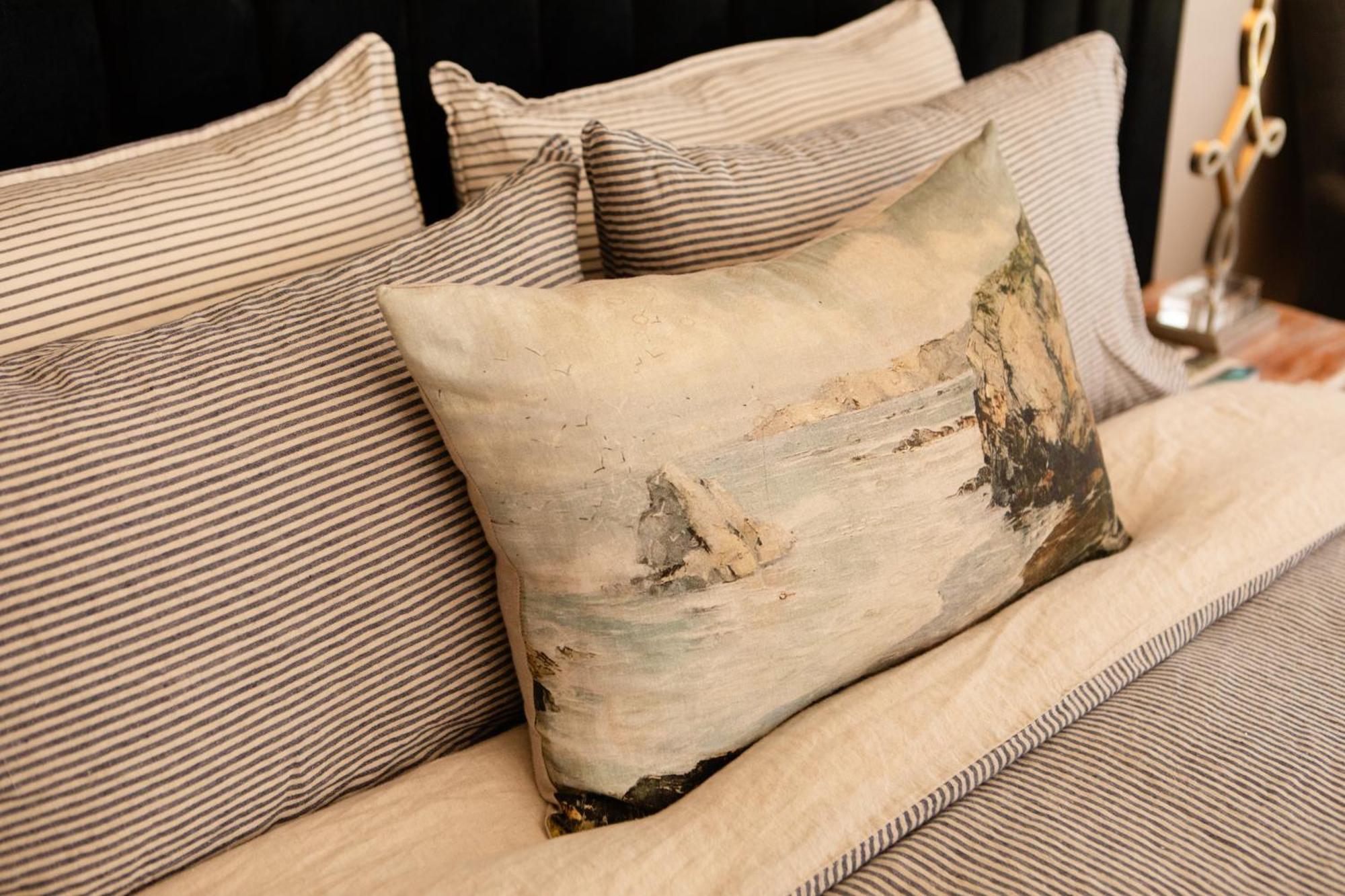 Holiday home Elegant With Coastal Views *