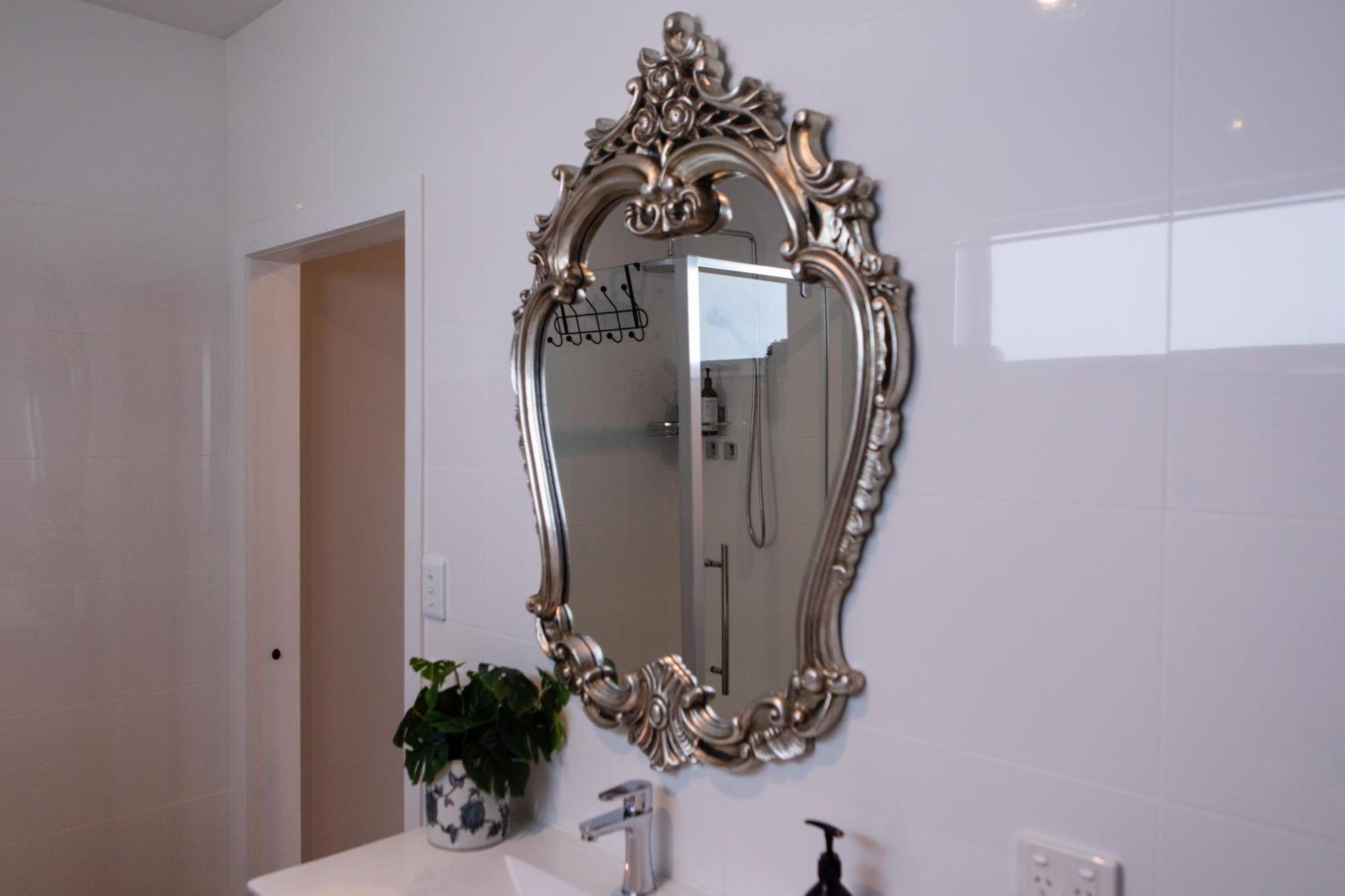 Elegant With Coastal Views Holiday home *