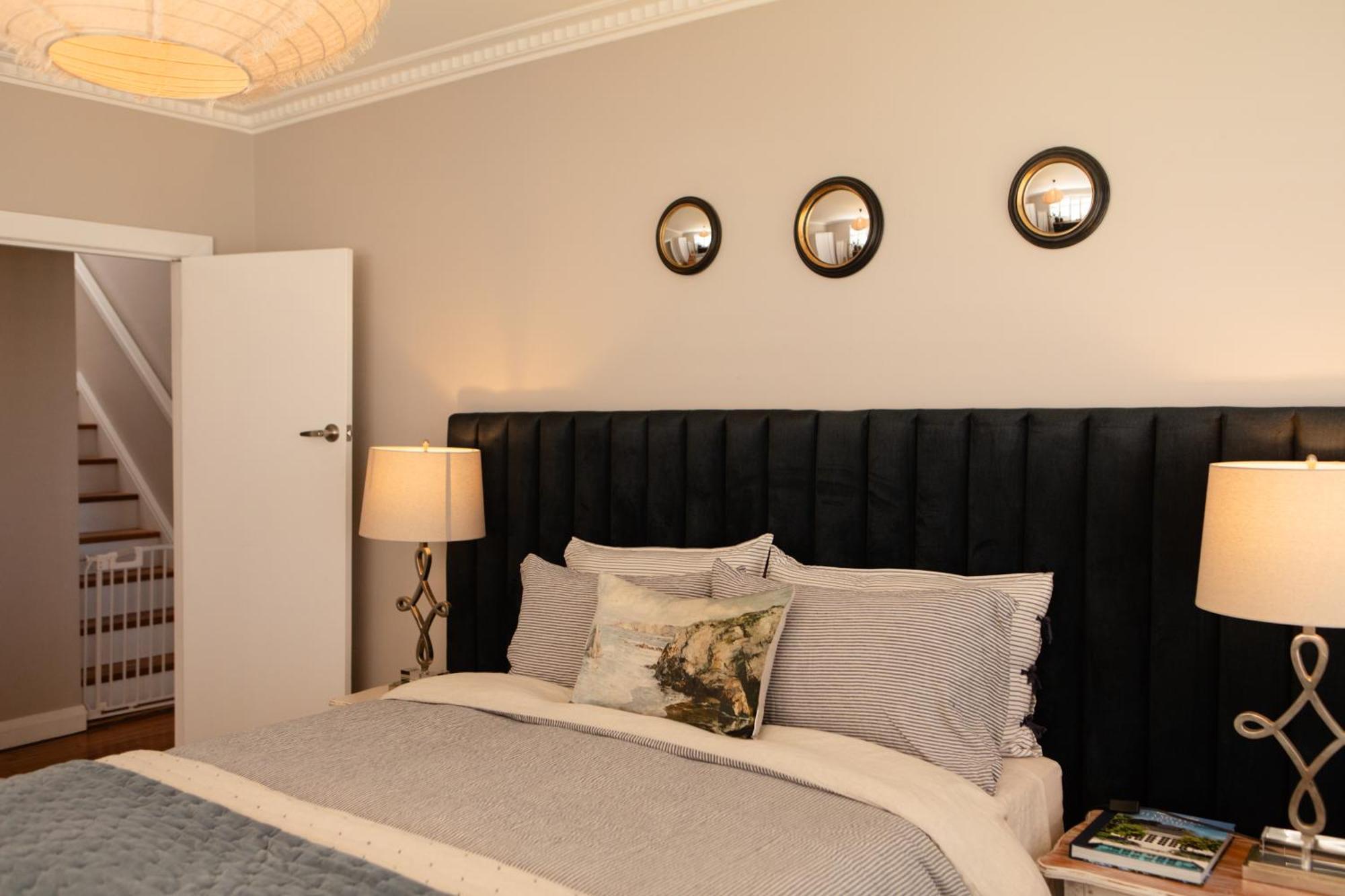 Holiday home Elegant With Coastal Views *